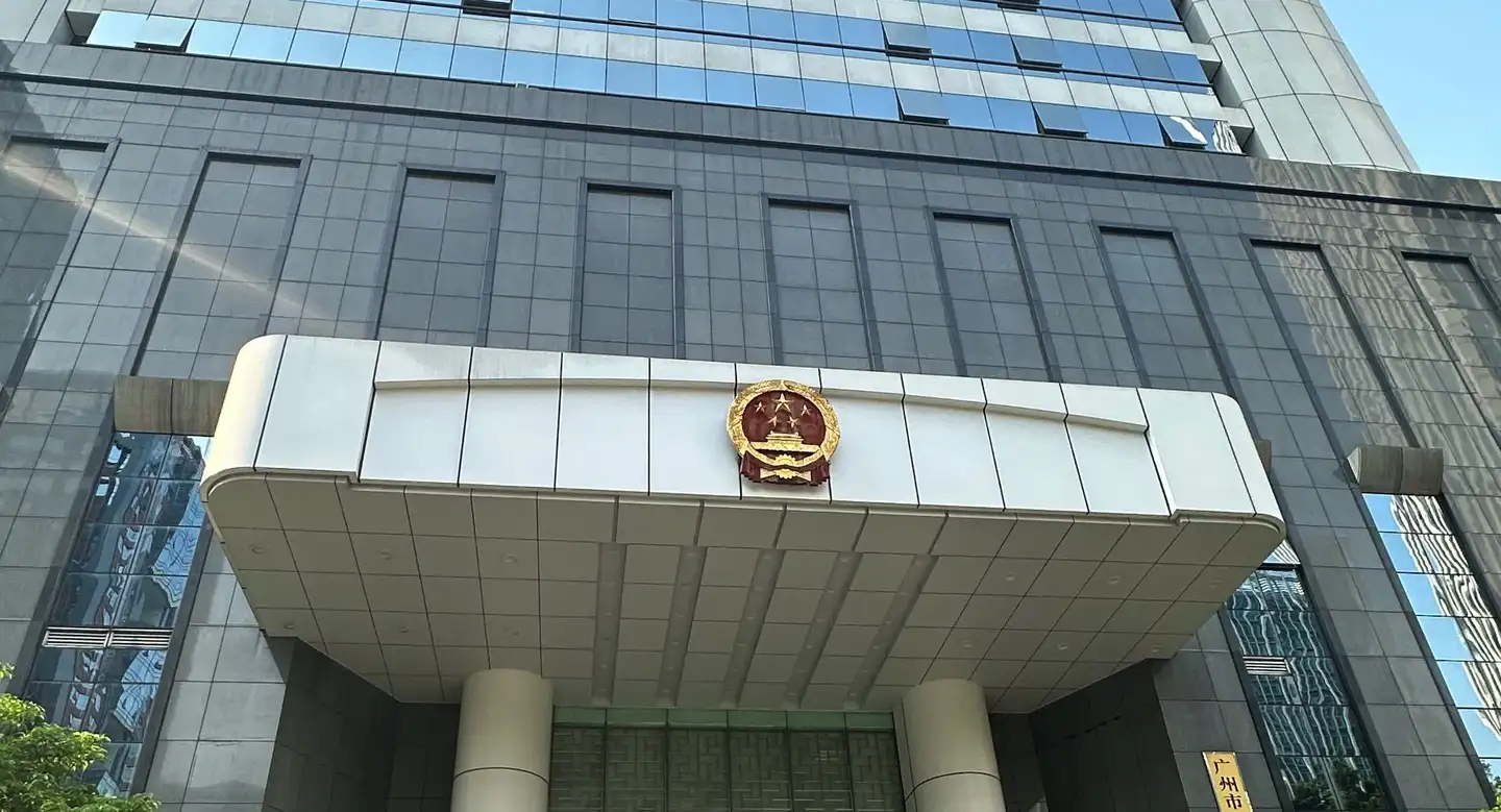诈骗罪改职务侵占罪:如何在职务侵占罪案件中拿到不起诉