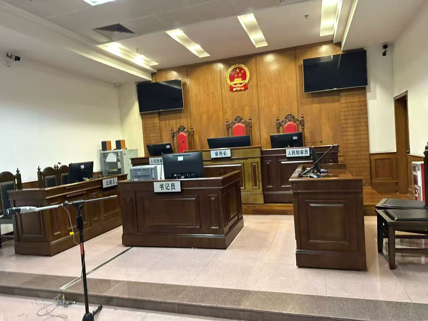 办案动态配图 3