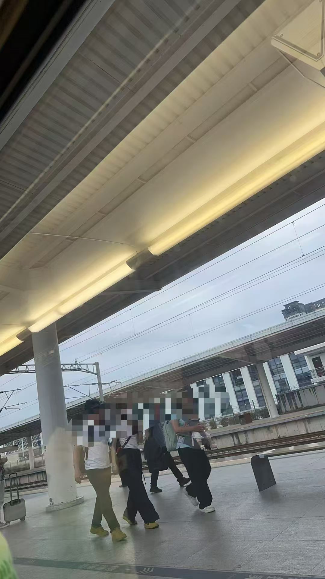 办案动态配图 2